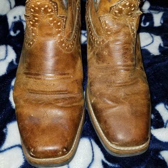 Justin Boots - Picture 9 of 11